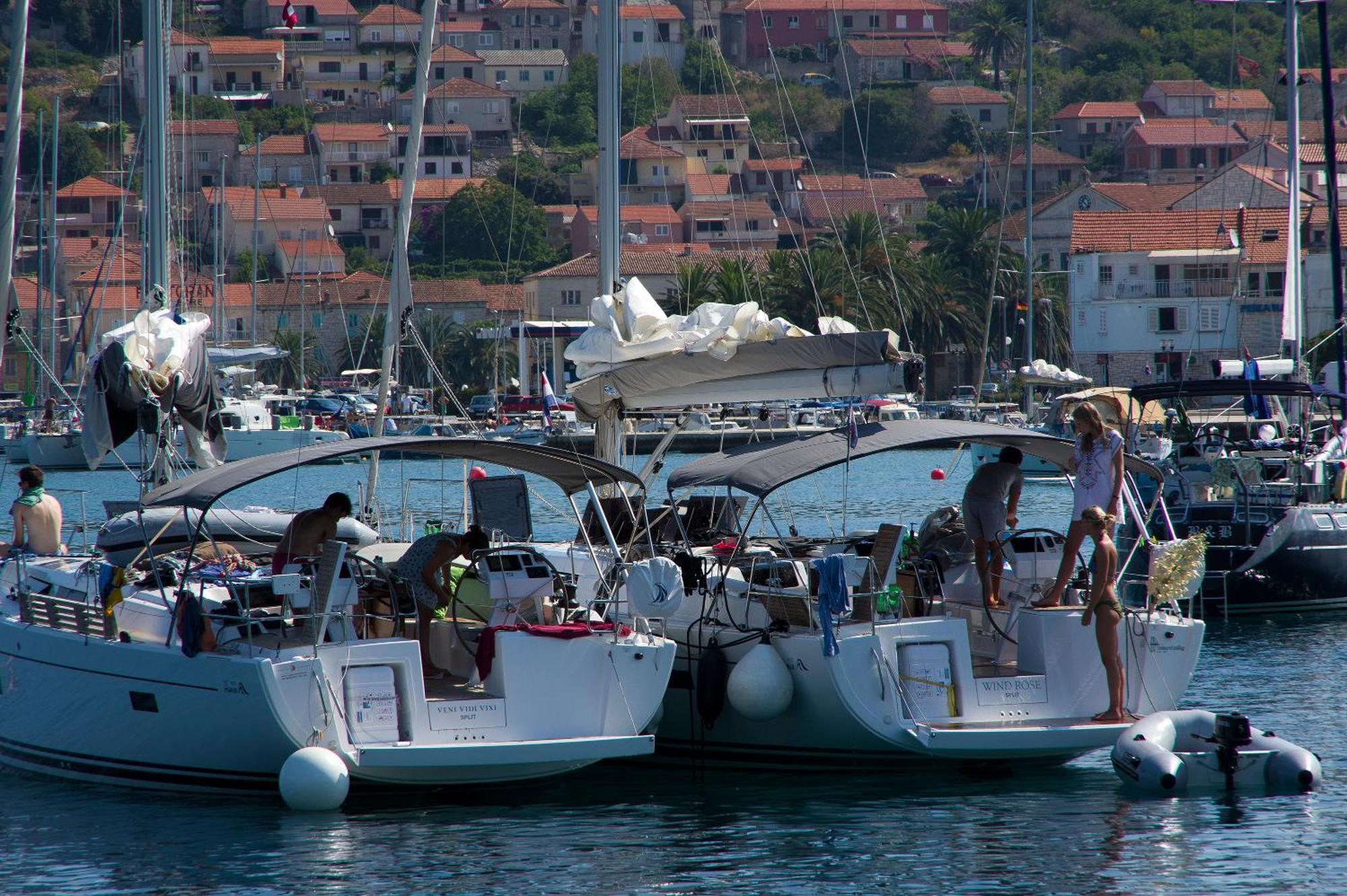 Apartments Vela Luka Bagian luar foto