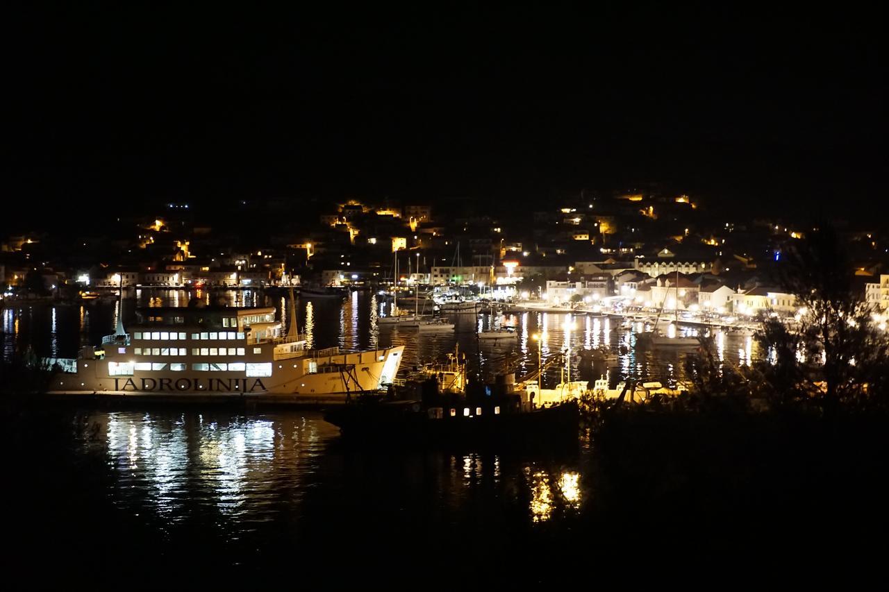 Apartments Vela Luka Bagian luar foto
